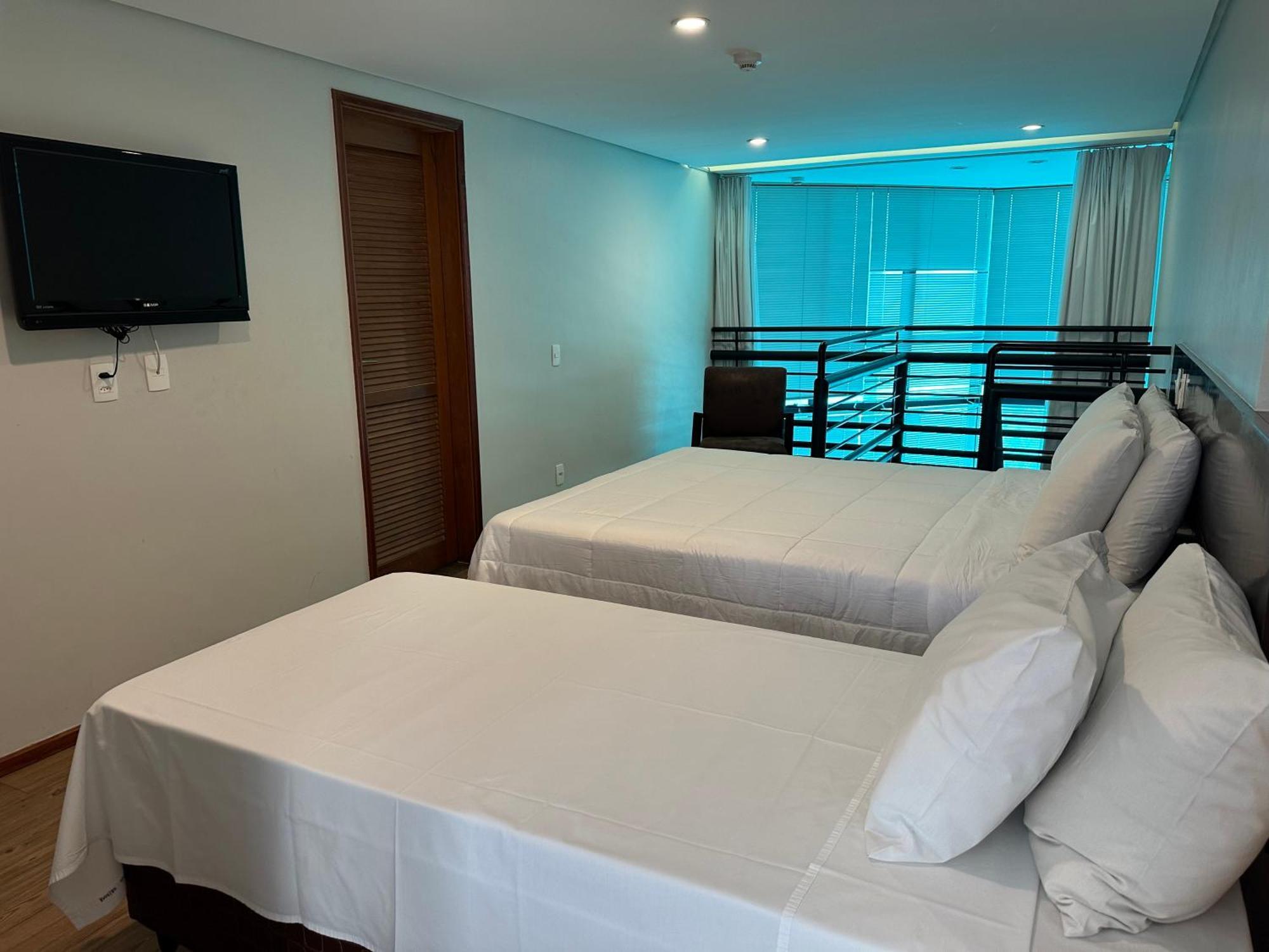 Bahamas Suite Hotel 캄푸그란지 외부 사진