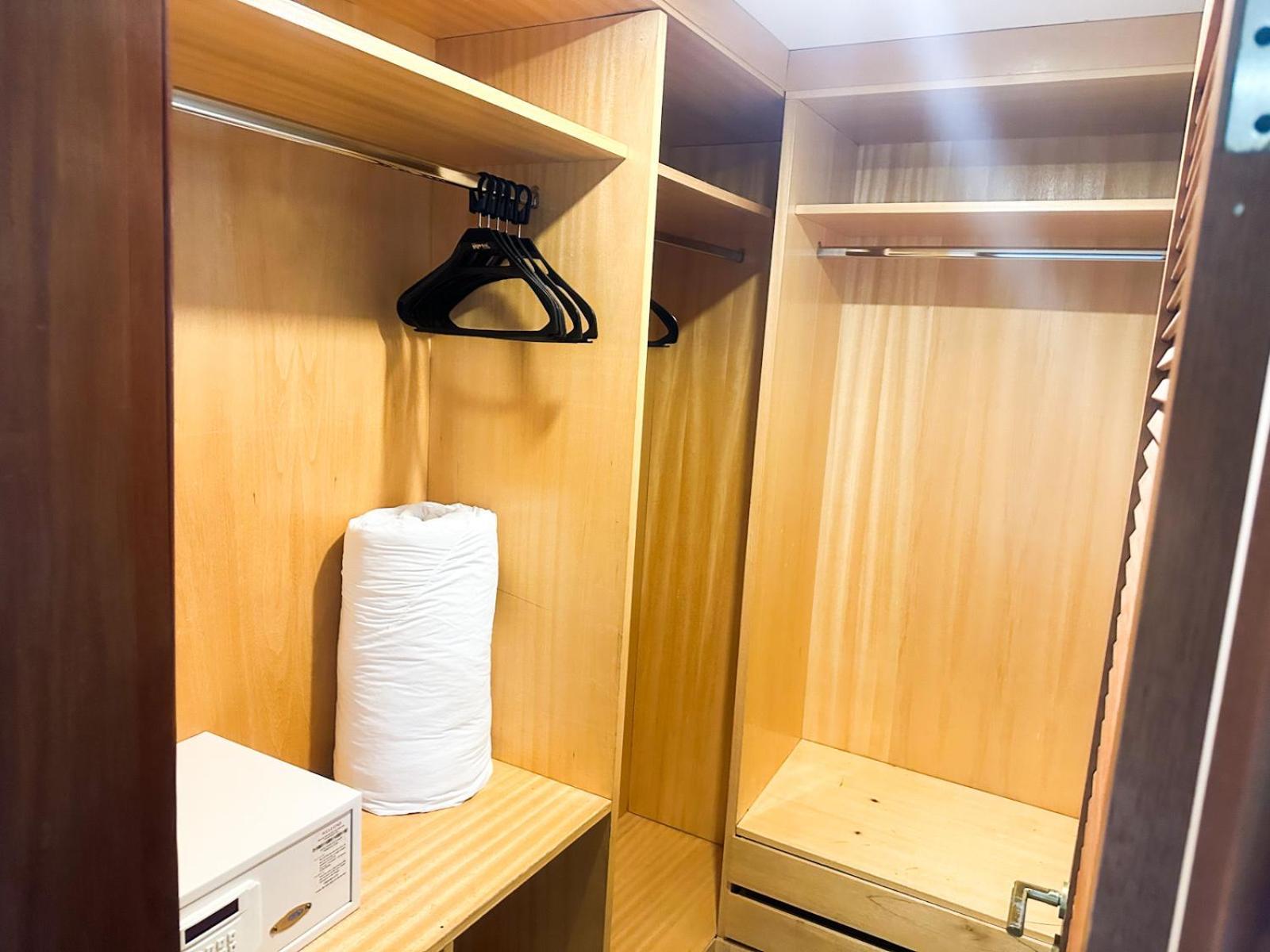 Bahamas Suite Hotel 캄푸그란지 외부 사진