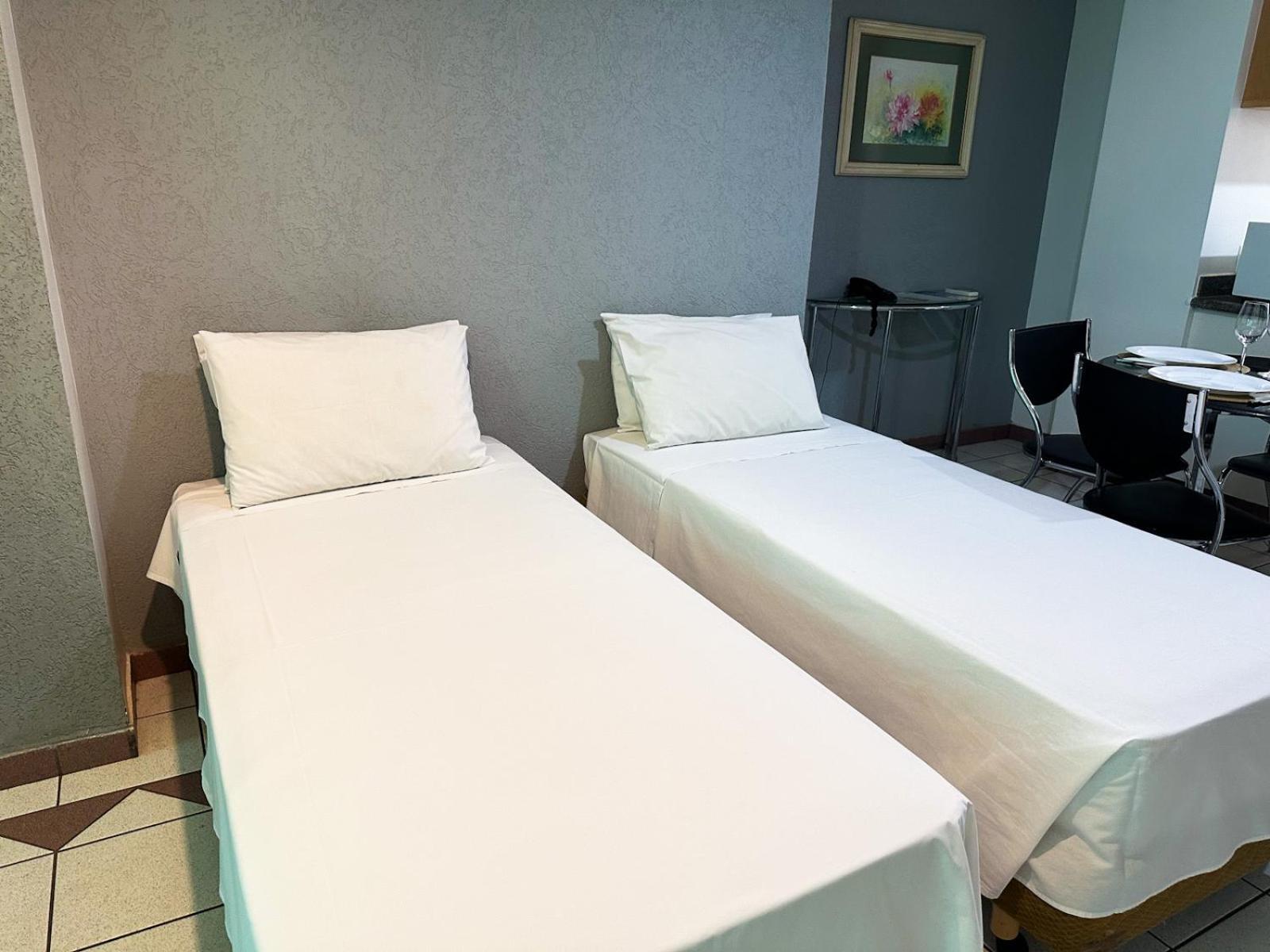 Bahamas Suite Hotel 캄푸그란지 외부 사진