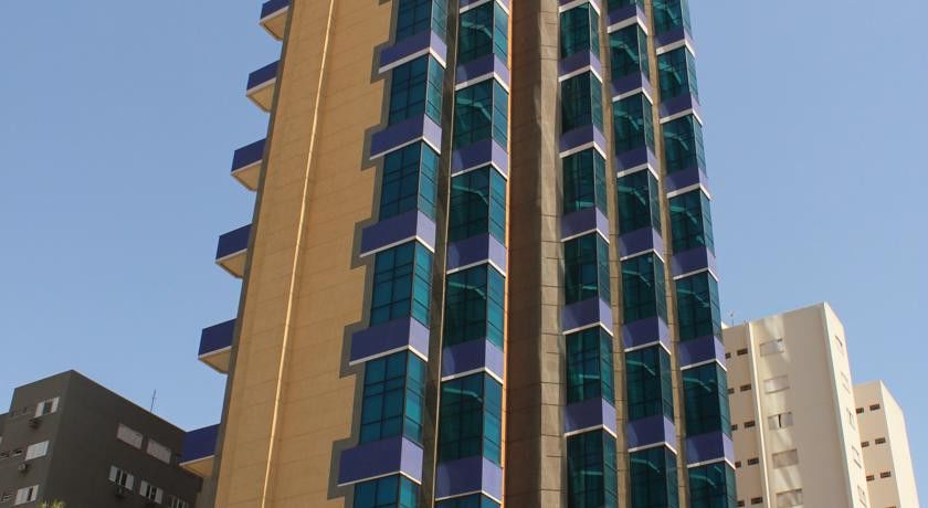 Bahamas Suite Hotel 캄푸그란지 외부 사진